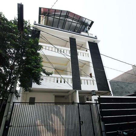 Kamar Keluarga Kampung Bali III Hostel Jakarta Exterior photo