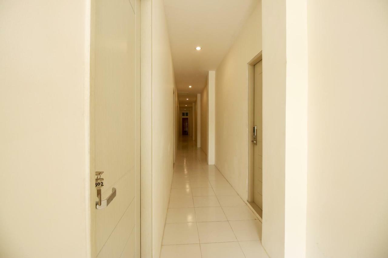 Kamar Keluarga Kampung Bali III Hostel Jakarta Exterior photo